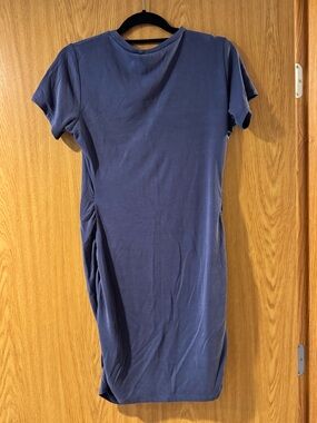 Express SILKY SUEDED JERSEY RUCHED T-SHIRT DRESS
